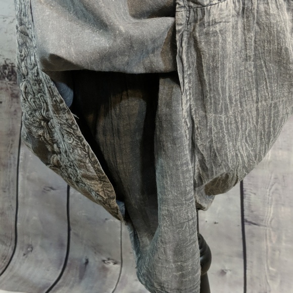 ROMEO + JULIET COUTURE Acid Wash Sundress - Picture 5 of 8